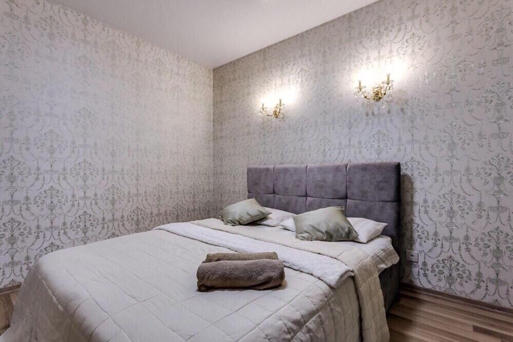 Viktoria Garden Apartment Lviv Exterior photo